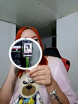 Snapshot of mia_anyeli chatting on 12-20-24, 06:13 mia anyeli online show from 12-20-24, 06:13