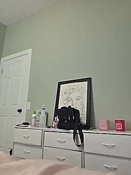 julimonroe online show from 06-08-26, 01:28