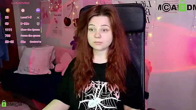 StellaMilla online show from 04-28-26, 01:48
