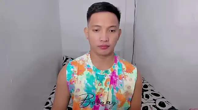 Snapshot of xSebastian19 chatting on 01-09-25, 06:48 xSebastian19 online show from 01-09-25, 06:48