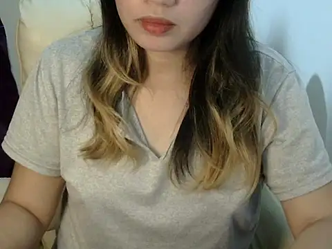 Snapshot of ___zurIII09_ chatting on 09-10-25, 09:20 zurIII09 online show from 09-10-25, 09:20