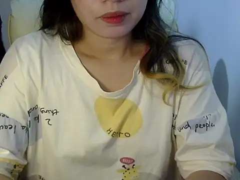 Snapshot of ___zurIII09_ chatting on 09-29-25, 07:57 zurIII09 online show from 09-29-25, 07:57