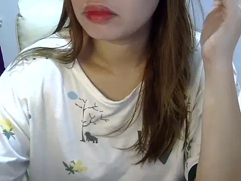 Snapshot of ___zurIII09_ chatting on 11-23-25, 12:43 zurIII09 online show from 11-23-25, 12:43