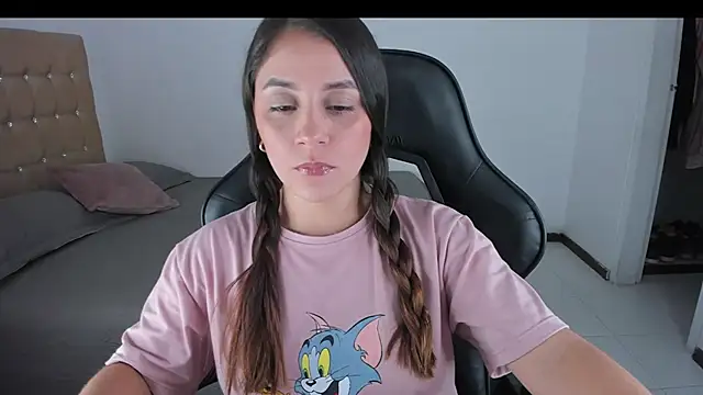 EmmaGrace1999 online show from 12-06-24, 04:03