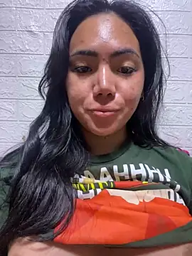 Snapshot of Martha_pookerxxx chatting on 01-12-25, 10:12 Martha pookerxxx online show from 01-12-25, 10:12