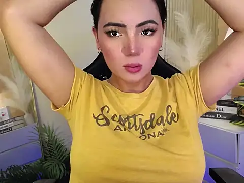 Snapshot of Martha_pookerxxx chatting on 01-25-25, 02:15 Martha pookerxxx online show from 01-25-25, 02:15