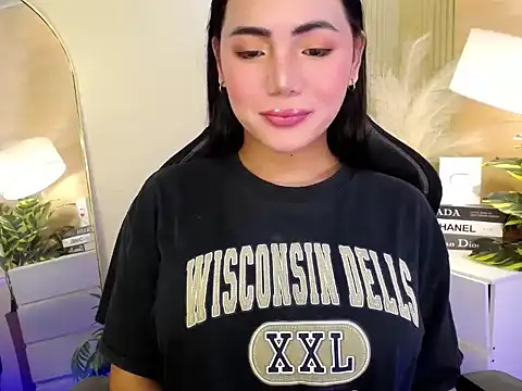 Snapshot of Martha_pookerxxx chatting on 02-10-25, 11:55 Martha pookerxxx online show from 02-10-25, 11:55