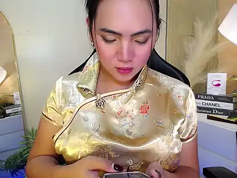 Snapshot of Martha_pookerxxx chatting on 03-01-25, 01:32 Martha pookerxxx online show from 03-01-25, 01:32