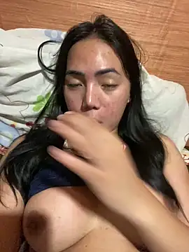 Snapshot of Martha_pookerxxx chatting on 03-15-25, 01:41 Martha pookerxxx online show from 03-15-25, 01:41