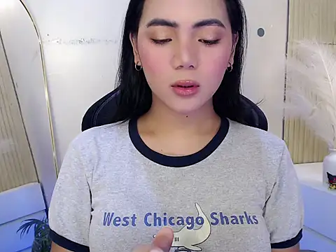 Snapshot of Martha_pookerxxx chatting on 09-17-25, 06:31 Martha pookerxxx online show from 09-17-25, 06:31