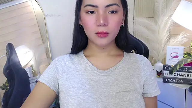 Snapshot of Martha_pookerxxx chatting on 11-25-25, 11:49 Martha pookerxxx online show from 11-25-25, 11:49