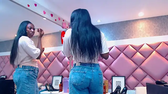 DanielaDuff online show from 09-10-25, 07:47