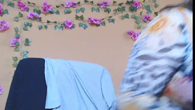 Hellensextits online show from 12-22-24, 02:49