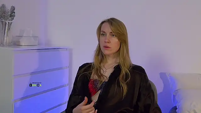 Fallinlove1 online show from 02-25-25, 08:09