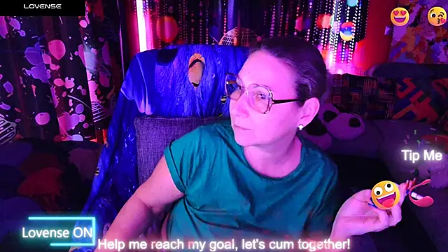 Snapshot of mature_lisa_naughty chatting on 01-21-25, 02:37 mature lisa naughty online show from 01-21-25, 02:37