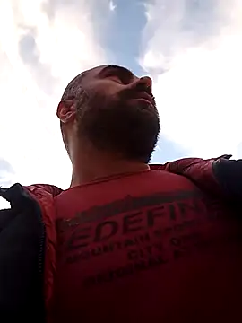 kevgir08 online show from 12-19-24, 02:13