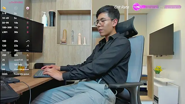 Snapshot of Jacob-Evans_ chatting on 01-05-25, 11:22 Jacob-Evans  online show from 01-05-25, 11:22