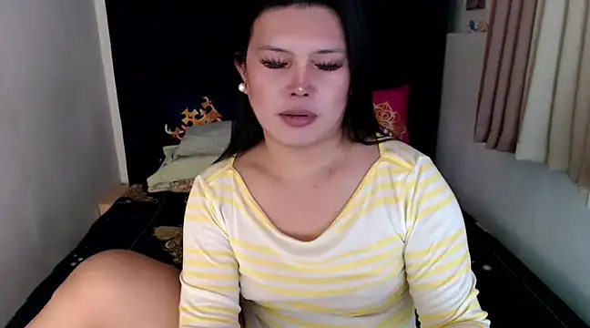 Snapshot of Angelic_Fuckerxxx chatting on 03-06-25, 05:03 Angelic Fuckerxxx online show from 03-06-25, 05:03