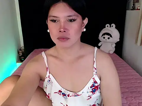 Snapshot of Angelic_Fuckerxxx chatting on 11-13-25, 07:57 Angelic Fuckerxxx online show from 11-13-25, 07:57