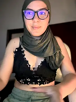 MatchedEyebrow online show from 09-18-25, 09:50