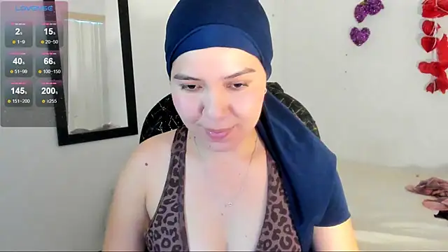 Snapshot of MatchedEyebrow chatting on 05-15-26, 08:49 MatchedEyebrow online show from 05-15-26, 08:49