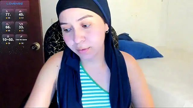 Snapshot of MatchedEyebrow chatting on 05-16-26, 09:24 MatchedEyebrow online show from 05-16-26, 09:24