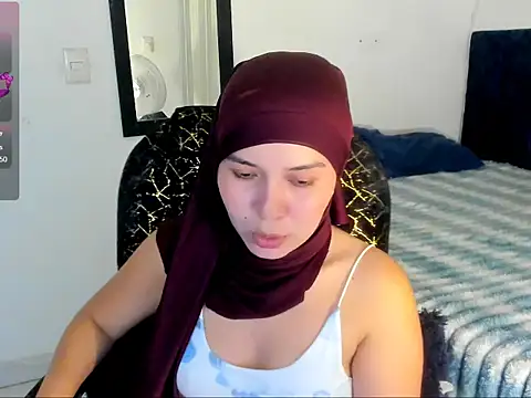 Snapshot of MatchedEyebrow chatting on 06-02-26, 10:45 MatchedEyebrow online show from 06-02-26, 10:45