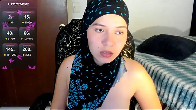 Snapshot of MatchedEyebrow chatting on 06-05-26, 09:42 MatchedEyebrow online show from 06-05-26, 09:42