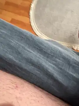 Snapshot of S2kicibey06 chatting on 09-28-25, 06:52 S2kicibey06 online show from 09-28-25, 06:52