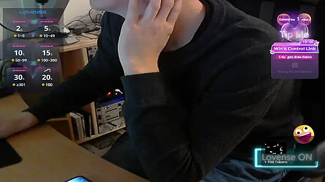 Snapshot of sexmenlion chatting on 12-26-24, 09:47 sexmenlion online show from 12-26-24, 09:47