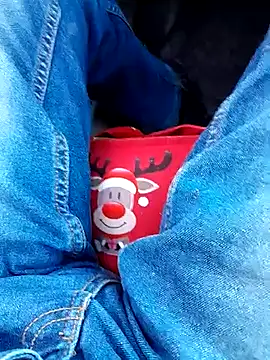 Snapshot of feet_toes chatting on 03-08-25, 03:24 feet toes online show from 03-08-25, 03:24