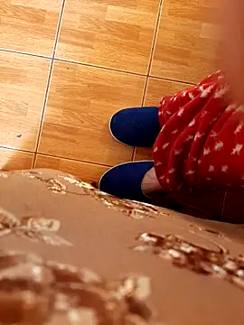 Snapshot of feet_toes chatting on 10-21-25, 05:41 feet toes online show from 10-21-25, 05:41