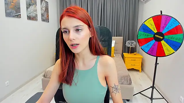 RedLipse online show from 02-26-25, 05:42