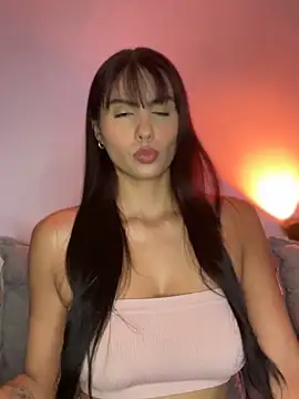 ameliayourfav1 online show from 10-01-25, 11:44