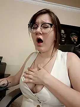 HunnyyLove online show from 01-02-25, 09:50