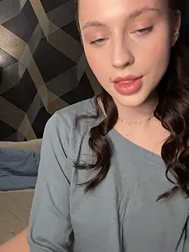 Camilla Railian online show from 03-20-25, 04:20