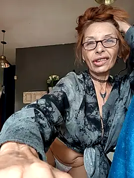 FrozenWaffle online show from 10-24-25, 04:47