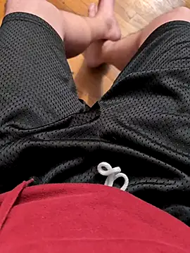 Snapshot of MrandMrsHaze chatting on 01-07-26, 05:21 MrandMrsHaze online show from 01-07-26, 05:21