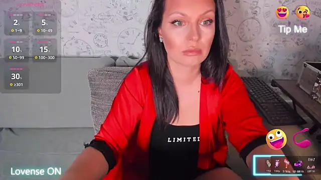 Snapshot of LondonBadGirl chatting on 05-04-26, 08:38 LondonBadGirl online show from 05-04-26, 08:38