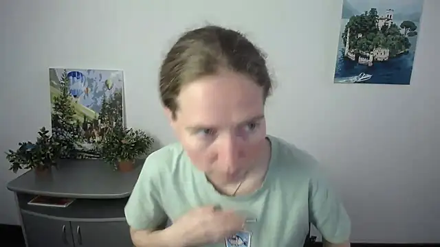 Snapshot of Sexy_MargoX_ chatting on 09-18-25, 01:02 Sexy MargoX online show from 09-18-25, 01:02