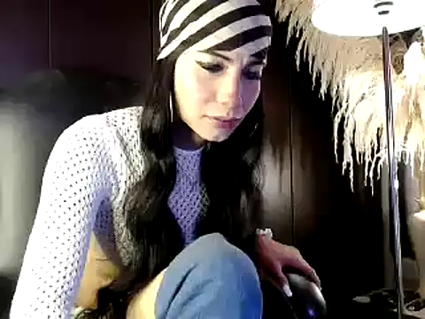 saraplayboy96 online show from 01-05-25, 07:39