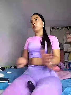 amycute  online show from 01-18-25, 12:24