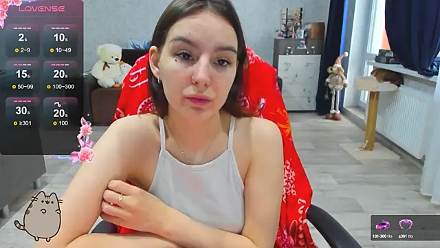 Snapshot of c_arina_x chatting on 12-16-24, 09:35 c arina x online show from 12-16-24, 09:35