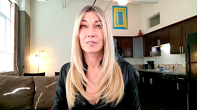 EveEnigma online show from 01-08-25, 05:26