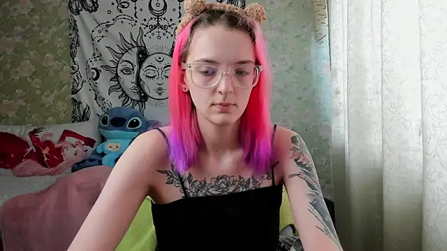 Cutie Adelia online show from 02-28-25, 07:37