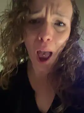 Snapshot of AuroraSummers chatting on 02-13-25, 04:22 AuroraSummers online show from 02-13-25, 04:22