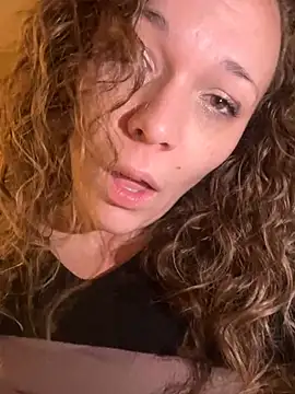 Snapshot of AuroraSummers chatting on 02-16-25, 03:58 AuroraSummers online show from 02-16-25, 03:58