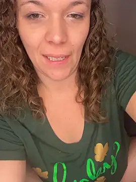 Snapshot of AuroraSummers chatting on 03-10-25, 03:34 AuroraSummers online show from 03-10-25, 03:34