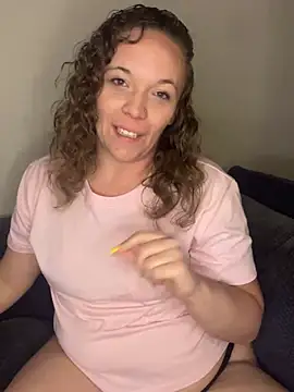 Snapshot of AuroraSummers chatting on 03-20-25, 12:30 AuroraSummers online show from 03-20-25, 12:30