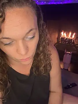 Snapshot of AuroraSummers chatting on 10-09-25, 03:15 AuroraSummers online show from 10-09-25, 03:15